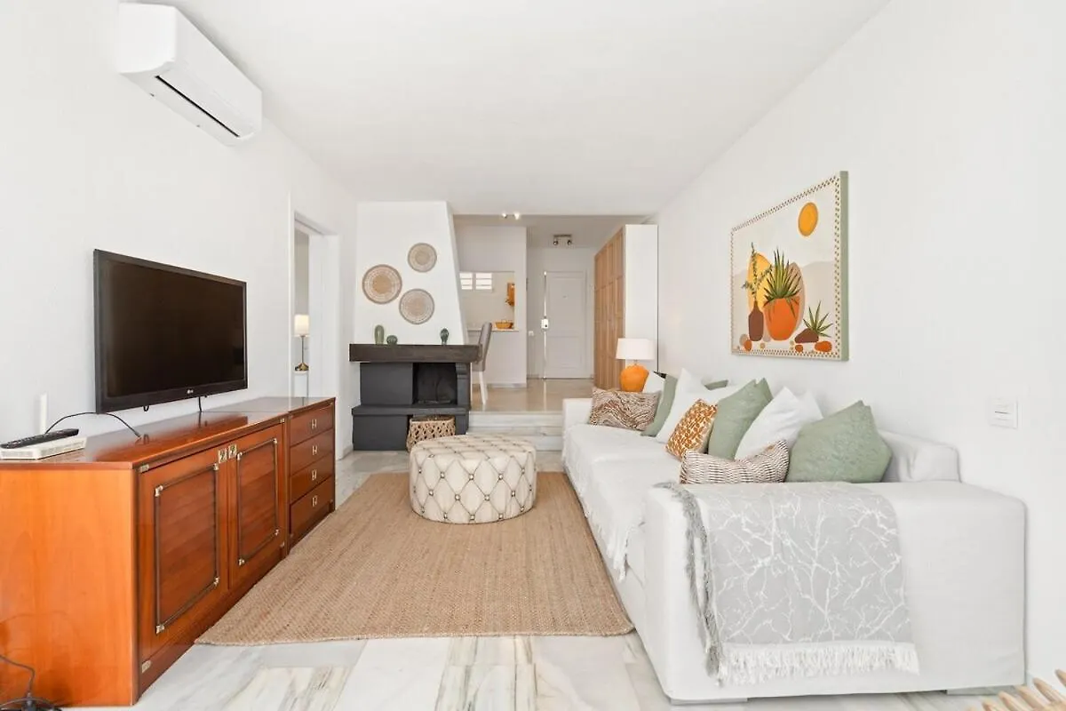 Apartment Fantastic Ph Near Hard Rock Walk To Beach Rdr479 Marbella
